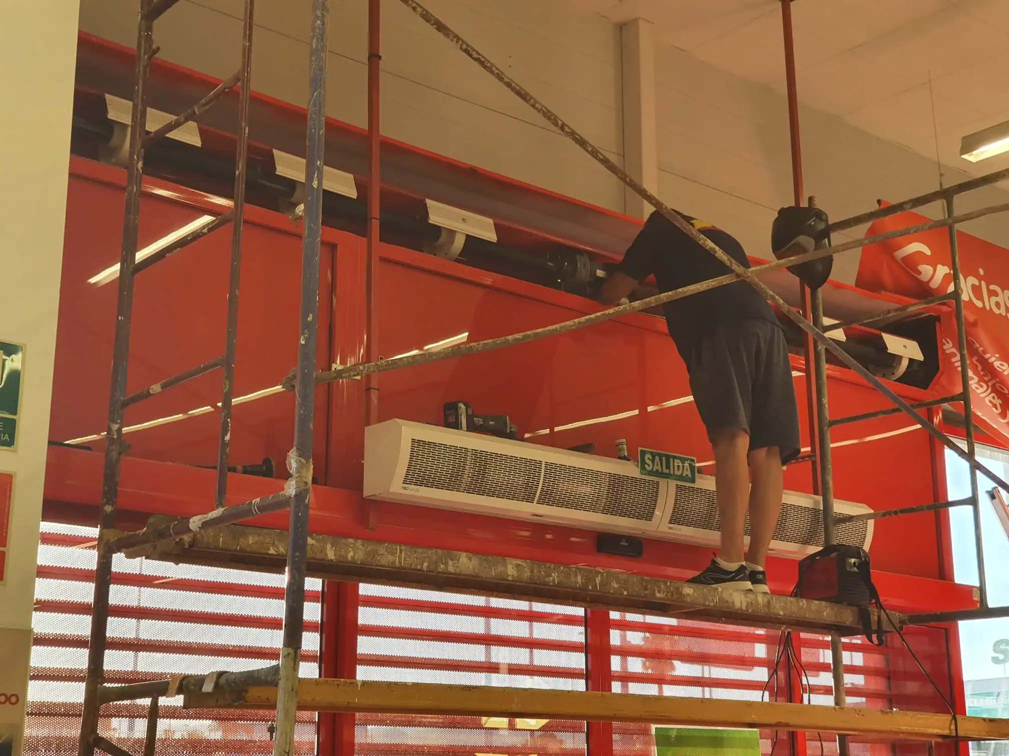 instalacion de puertas automaticas Villajoyosa